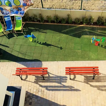 Comfortable Studio For 4 People With 2 Sleeping Corners And Balcony בריי-דון